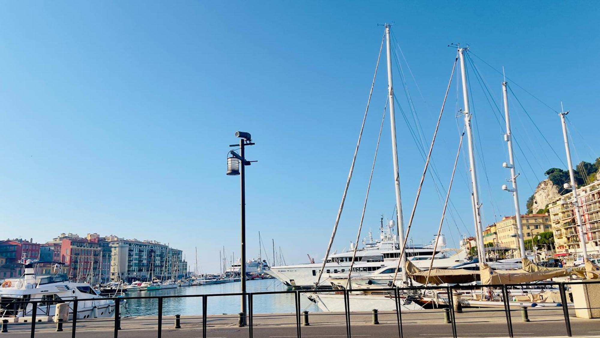 Bas De Duplex Cosy Et Proche Du Port Séjour chez l'habitant Nice